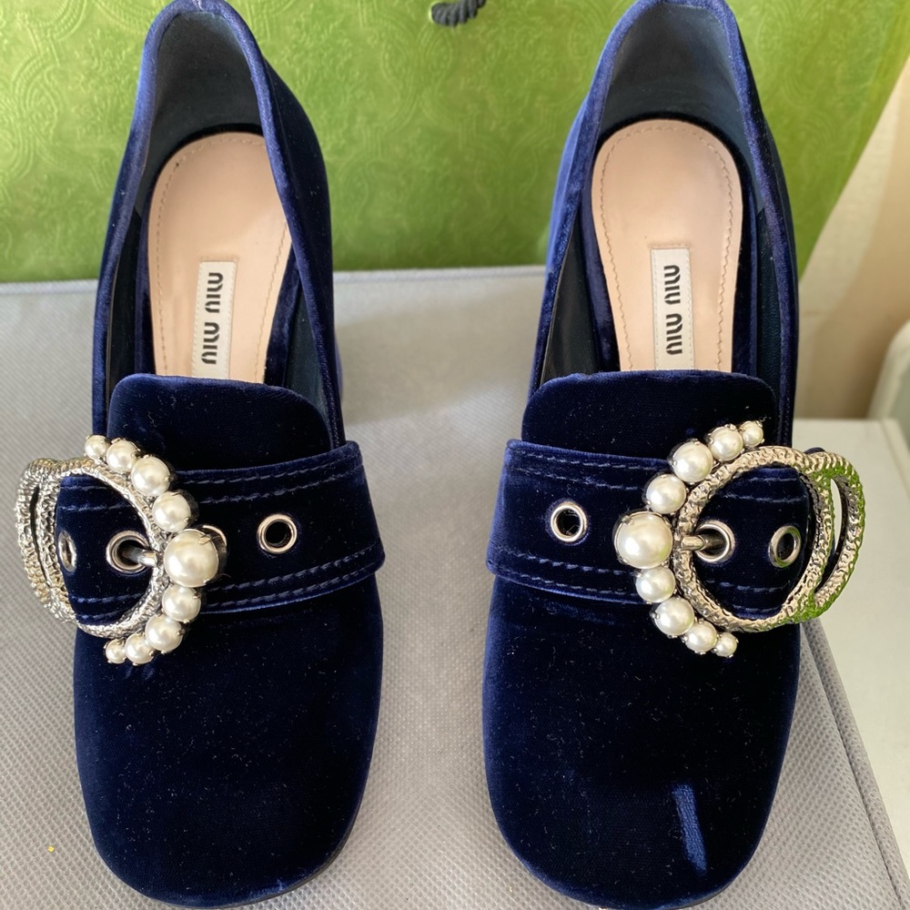 Blue seude dress shoes